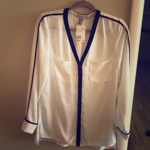 H&M White blouse Black trim